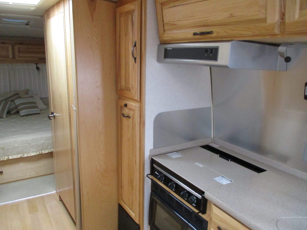 2007 Airstream Classic Limited 75th Anniversary 27FB