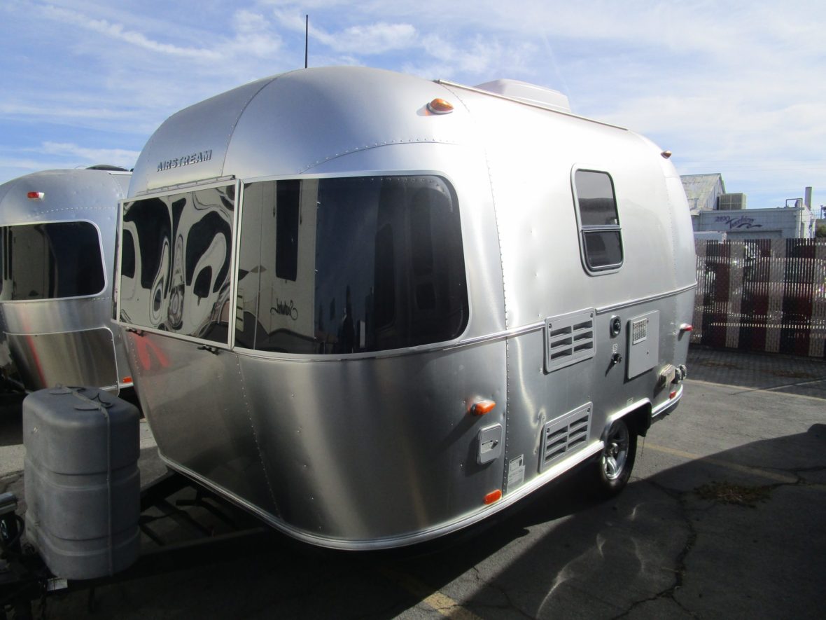 2011 Airstream Bambi Sport 16'